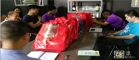 國慶適逢中秋佳節(jié)，燦源裝飾與你一起團圓