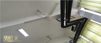 南寧某高校驚現(xiàn)卡帶風(fēng)扇，這樣的學(xué)校裝修要不得