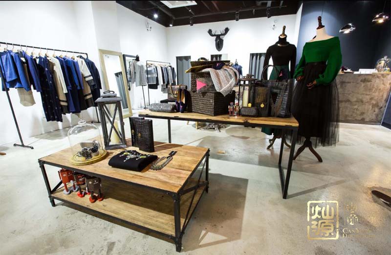 南寧裝飾公司-服裝店裝修效果圖 南寧裝飾公司-服裝店裝修效果圖