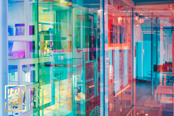 現(xiàn)代簡約辦公室裝修設計