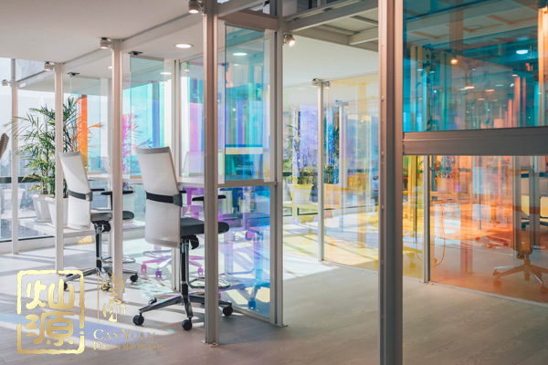 現(xiàn)代簡約辦公室裝修設計