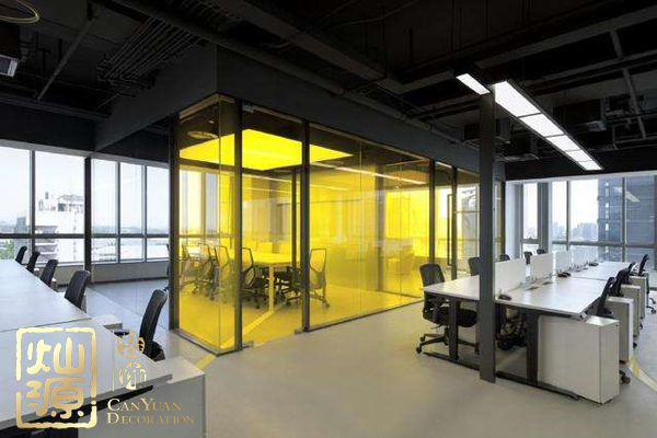 ofo小黃車日均退款3500人 ，走下神壇的小黃車辦公室人去樓空？