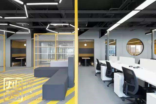 ofo小黃車日均退款3500人 ，走下神壇的小黃車辦公室人去樓空？