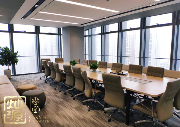 斗魚官方微博已po圖證明新公司內(nèi)空無一人