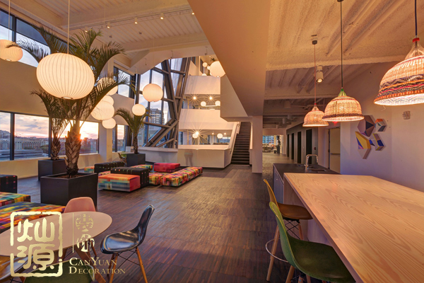 英孚教育外教吸毒 腦洞一下英孚外教這么干的原因