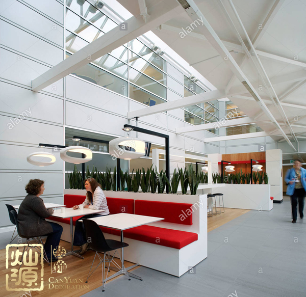 強(qiáng)生爽身粉致癌案宣判 揭開美國強(qiáng)生集團(tuán)辦公室面紗