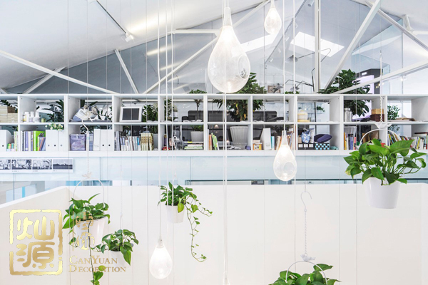 舊廠房改造辦公室案例 創(chuàng)意十足的內部空間設計思路