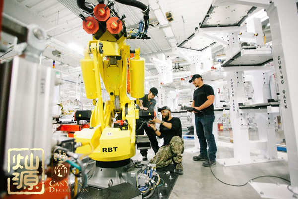 特斯拉CTO離職延續(xù)離職潮 揭秘特斯拉CTO離職前工作過(guò)的辦公室