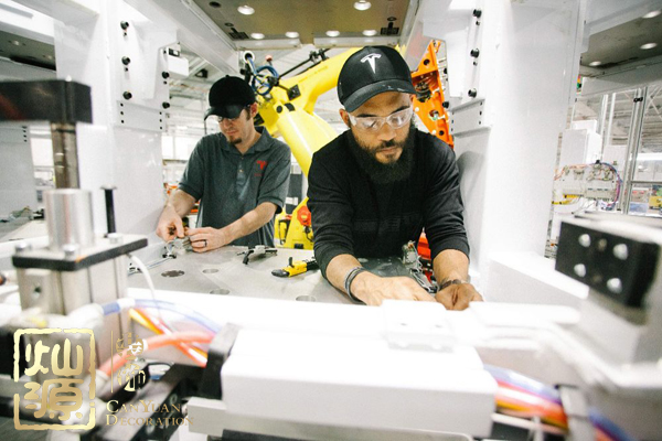 特斯拉CTO離職延續(xù)離職潮 揭秘特斯拉CTO離職前工作過(guò)的辦公室