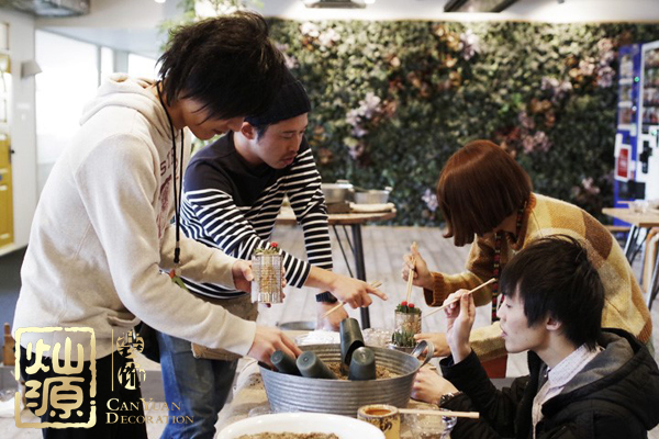 日本名古屋簡易工業(yè)風辦公室設計 務實低調(diào)卻充滿溫情的辦公空間