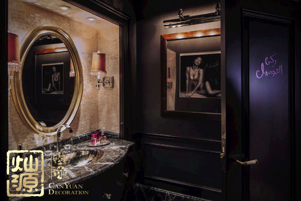 維密首位變性模特橫空出世 【多圖深度】探究維密首位變性模特事件的來龍去脈