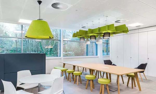 極簡辦公室裝修設計新年這樣裝，每天美出新花樣