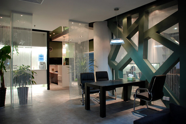 南寧豪華的辦公室裝修應(yīng)這樣，莫用錢砸出來土氣感