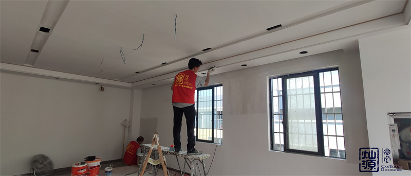 跟我一樣想創(chuàng)業(yè)開個(gè)小公司的，辦公室裝修公司你們都是怎么選的??？