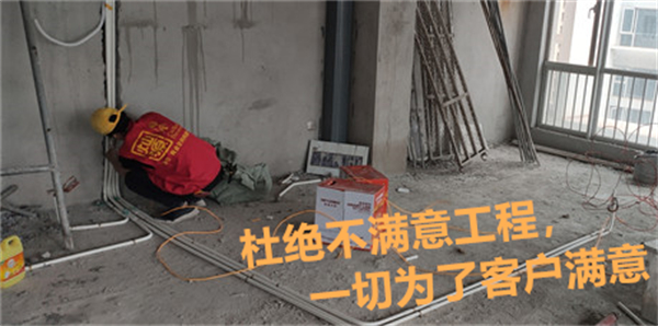 “聽(tīng)說(shuō)隔壁生意火爆的餐廳設(shè)計(jì)裝修當(dāng)初是你們做的？”——李總開(kāi)門見(jiàn)山