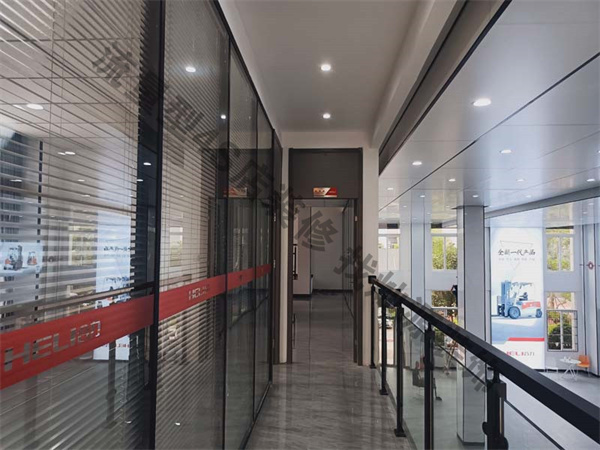 廣西合力叉車4s店裝修實景圖&mdash;燦源裝飾